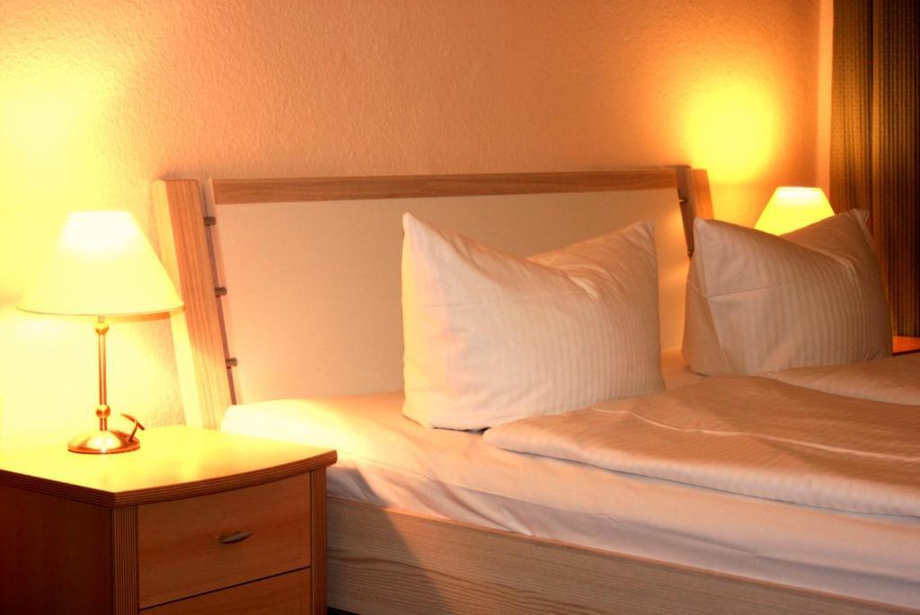 Hotel-Pension Ariane Am Kurfurstendamm - Berlin — Photos 2