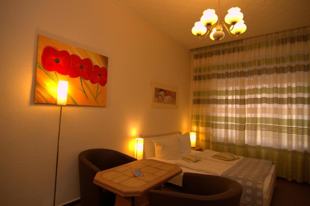 Hotel-Pension Ariane Am Kurfurstendamm - Berlin — Photos 1